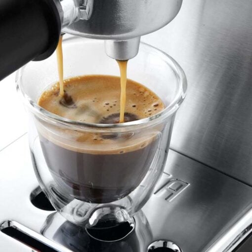 Delonghi Espresso Machine 15 Bar 1300W With Foamer