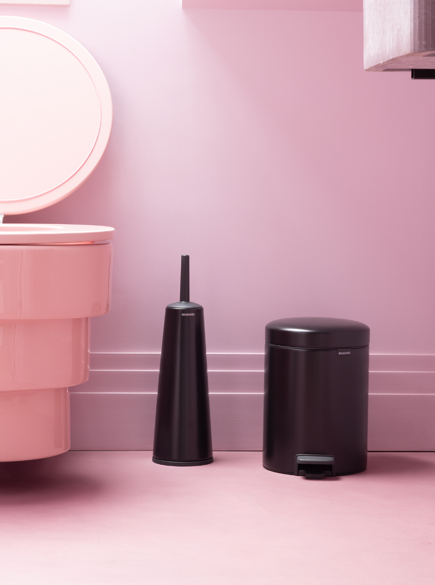 Brabantia newIcon Pedal Bin 5L with Plastic Bucket – Matt Black