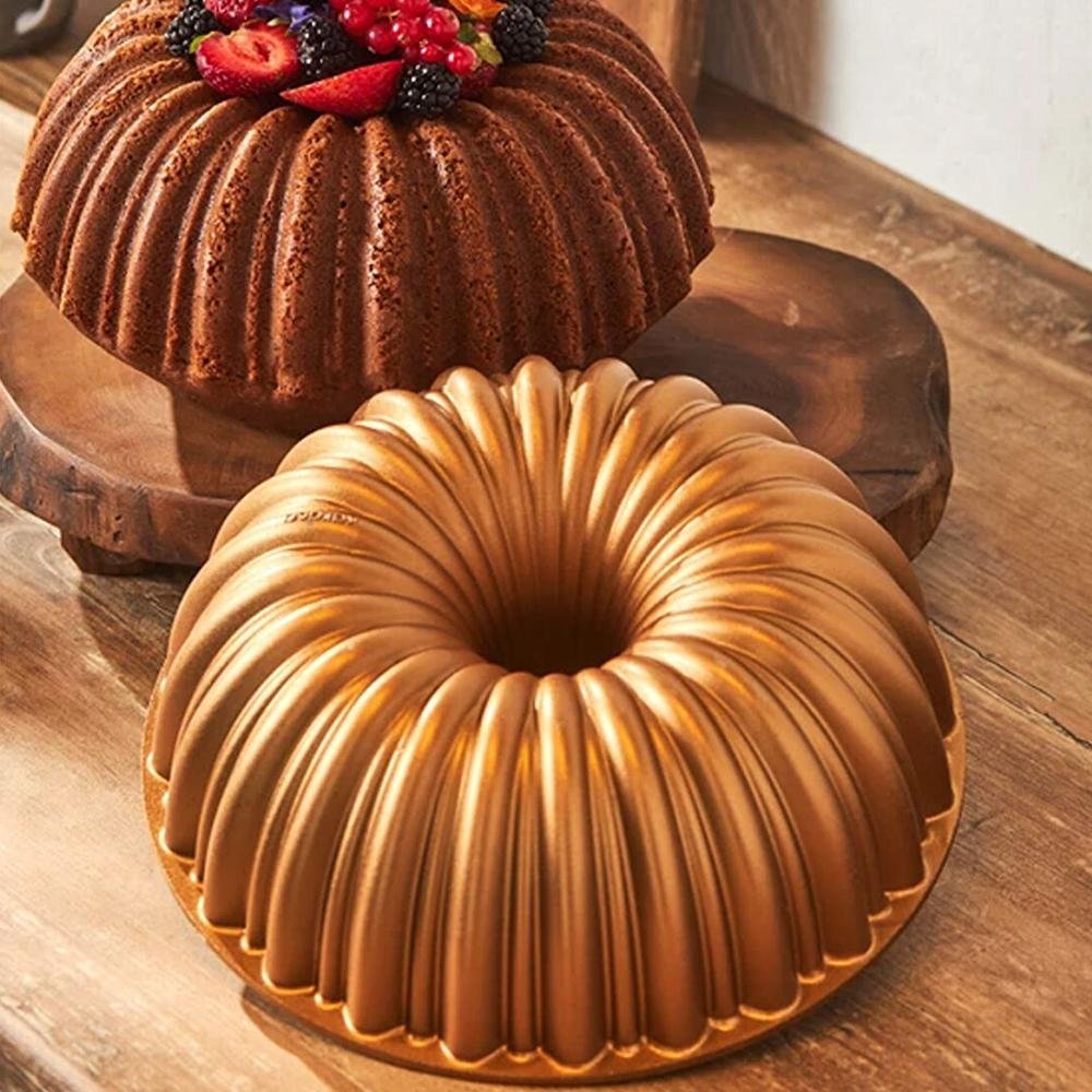 Karaca Cake Pro Sliced Cast Gold Cake Mold kitchen