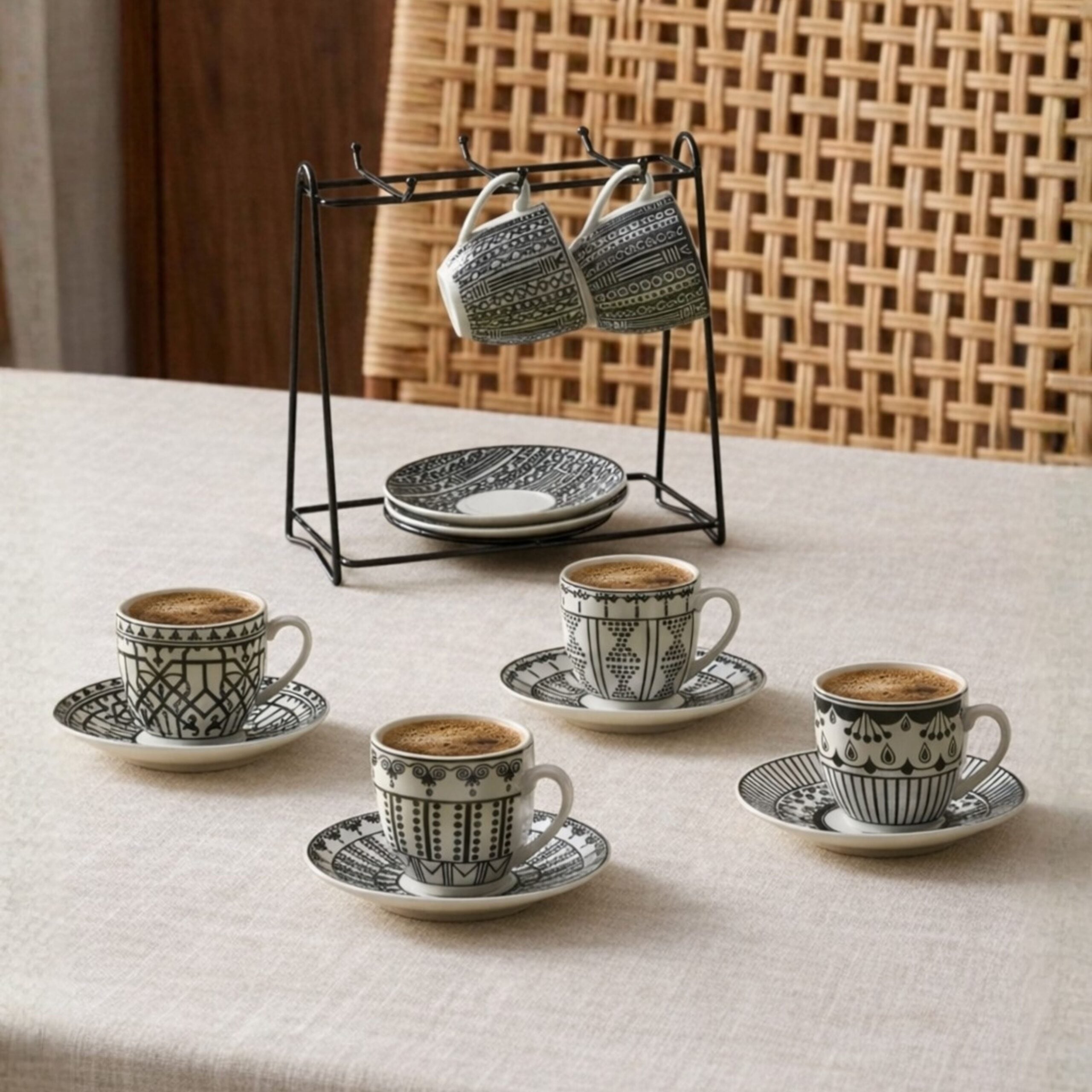 Karaca Altos 6-Piece Coffee Cup Set 90ml Bone Porcelain with Metal Stand New