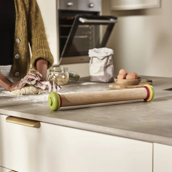 Joseph Joseph PrecisionPin 40113 Adjustable Rolling Pin with Thickness Rings
