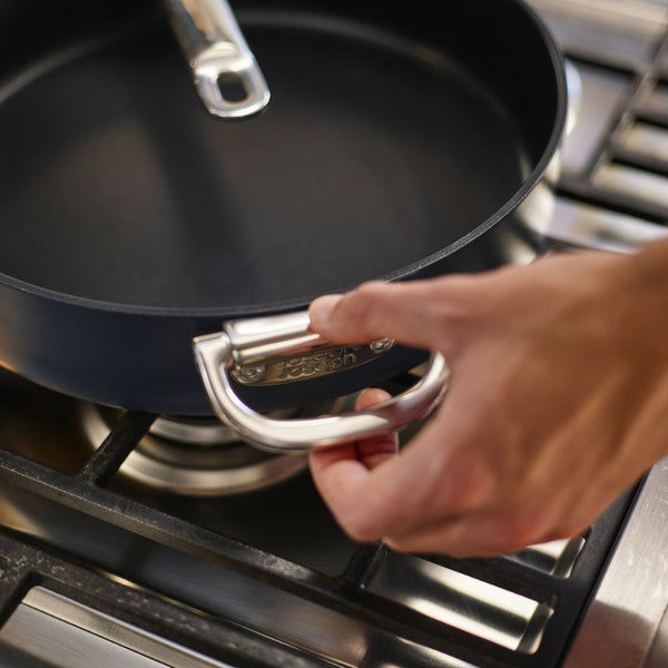 Joseph Joseph Space 30cm Non-Stick Wok with Folding Handle