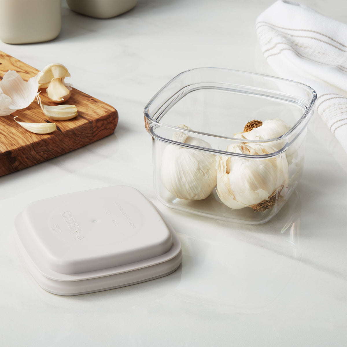 BergHOFF Leo 2-piece Smart Seal food container set view 4
