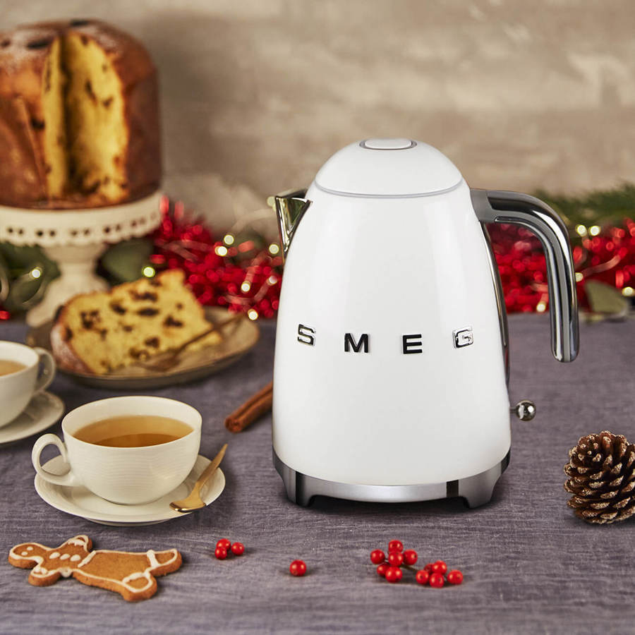 Smeg 50s Retro Style Electric Kettle 1.7L 2400W White KLF03WHEU