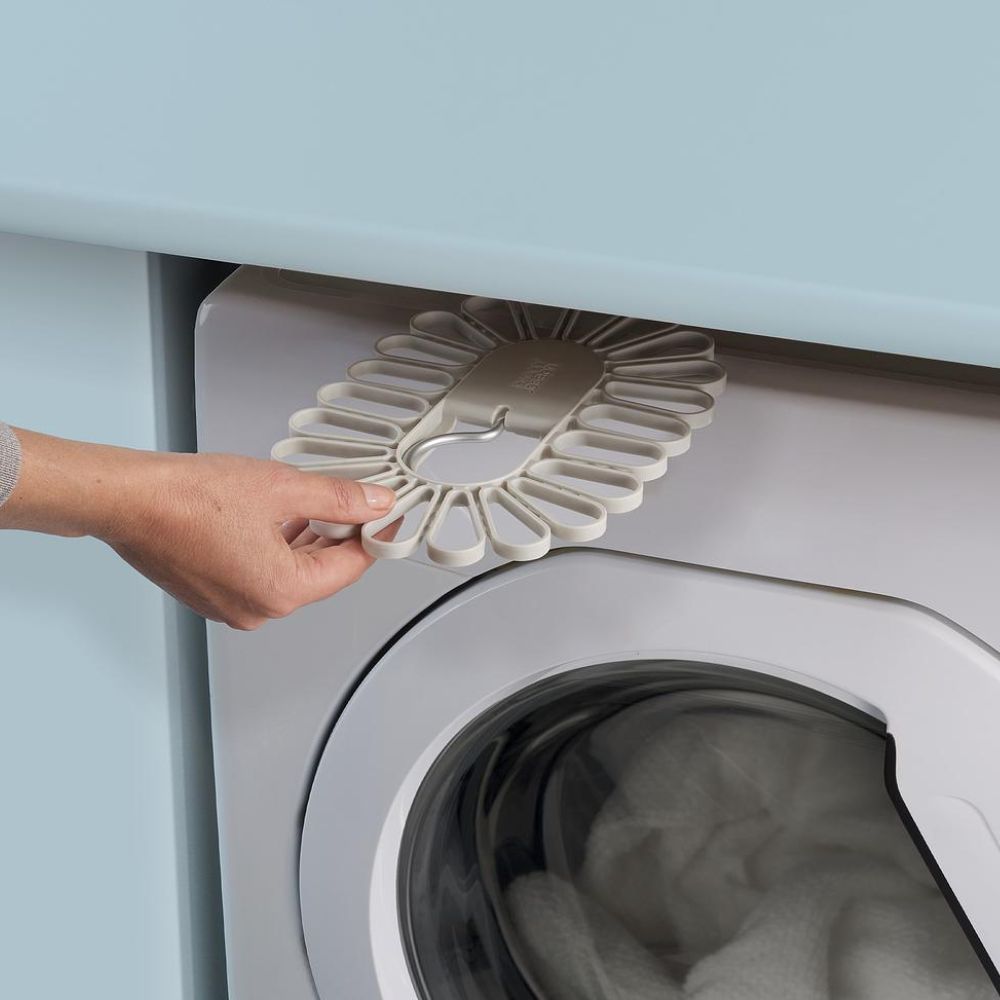 Joseph Joseph Petal quick-grip drying hanger ecru – view 4