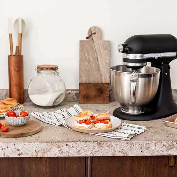 KitchenAid 4.8L Mixer Cast Iron Black