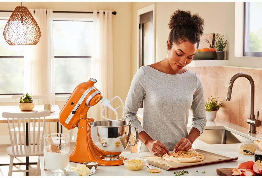 KitchenAid Artisan Tilt-Head Stand Mixer – 4.8L Premium Set (Honey)