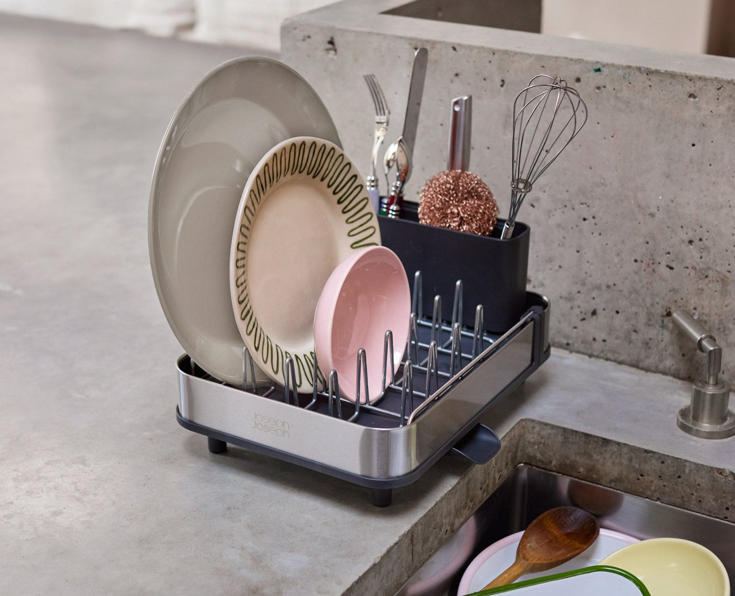 Joseph Joseph Extend Slim Steel Expandable Dish Drainer Grey Knife Slot