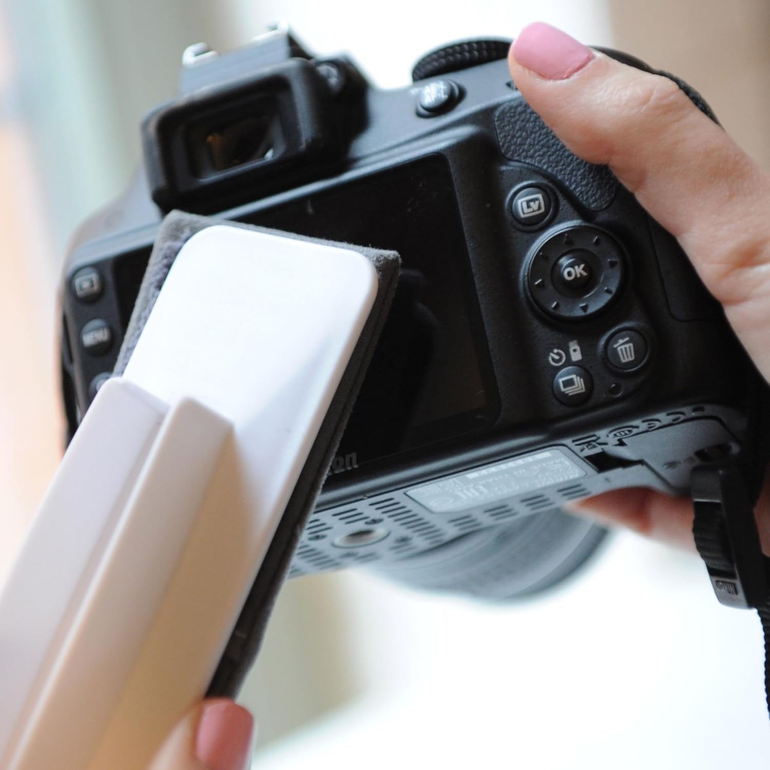 Full Circle Control Alt 3-in-1 Electronic Cleaning Brush and Bamboo