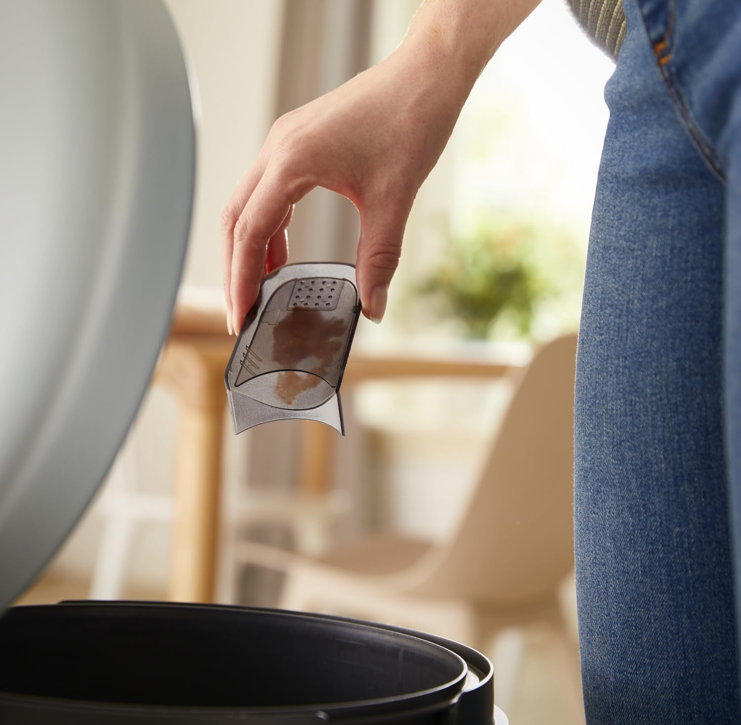 Philips Fabric Shaver Anti Pilling Clothes Shaver For All Garments Black