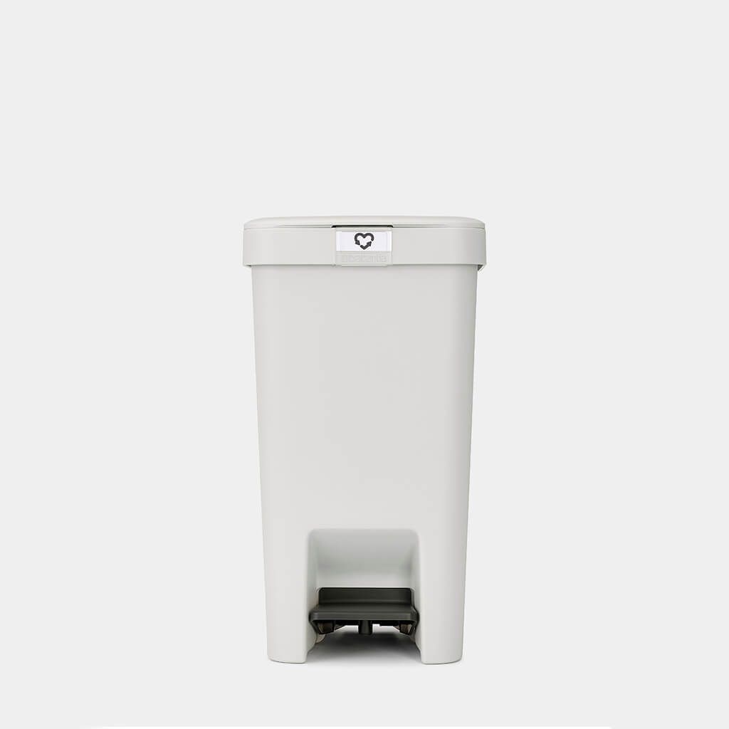 Brabantia StepUp Pedal Bin 16L Recycled Plastic – Light Grey