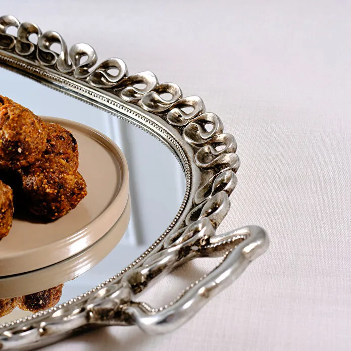 Karaca Home Corrine Decorative Tray 51x31.5cm Silver Mirror Base Oval Large