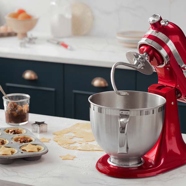 KitchenAid 4.8L Tilt-Head Mixer in Candy Apple