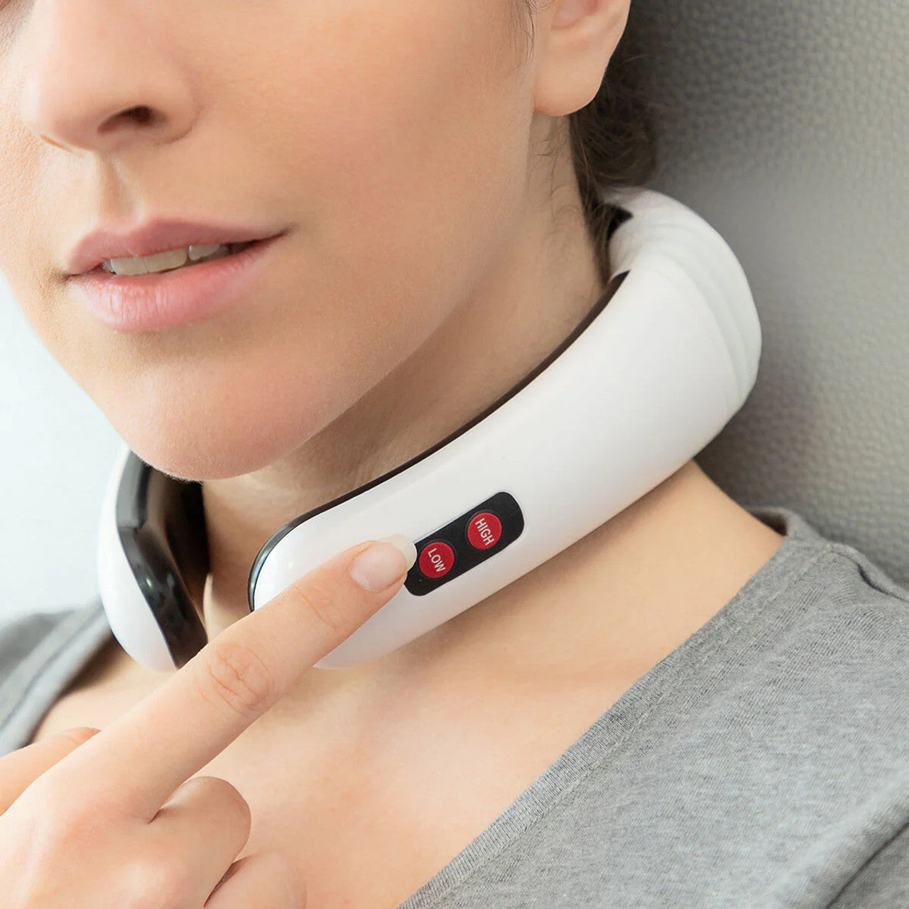 InnovaGoods Electromagnetic Neck and Back Massager