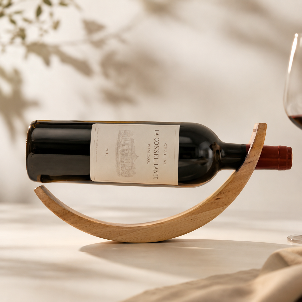 Innovagoods Floating Wooden Wine Bottle Holder