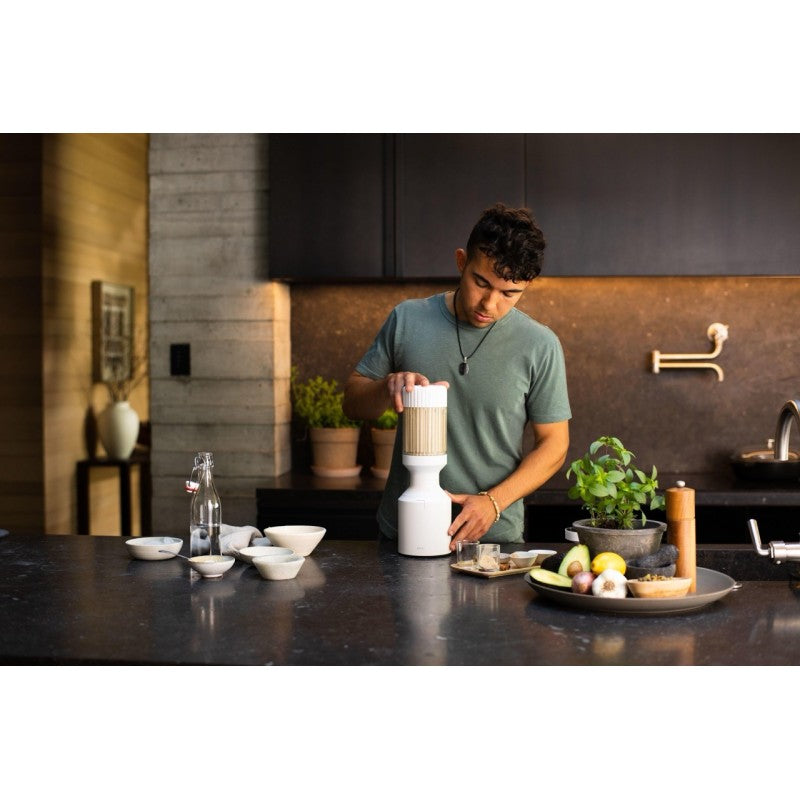 Beast Mighty 850 Plus Personal Blender 850W 3 Vessels Cloud White B85MH WT EU