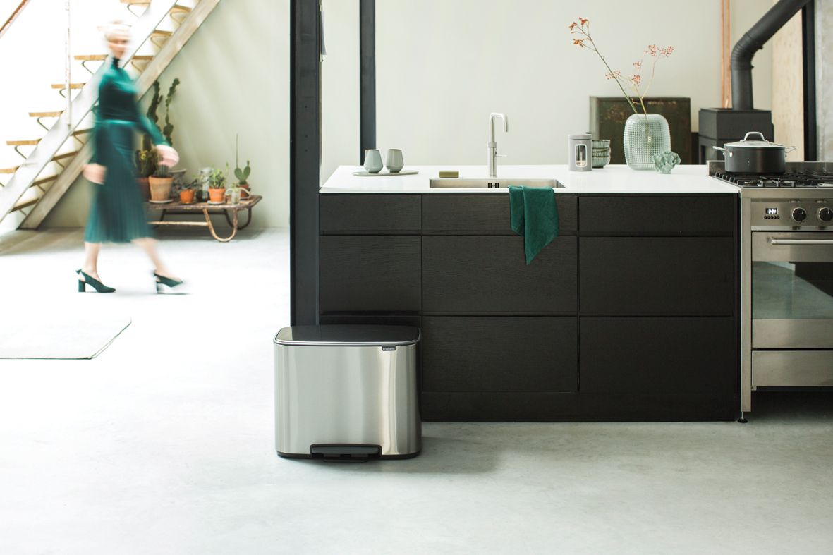 Brabantia Bo Pedal Bin 36L – Matt Steel Fingerprint Proof