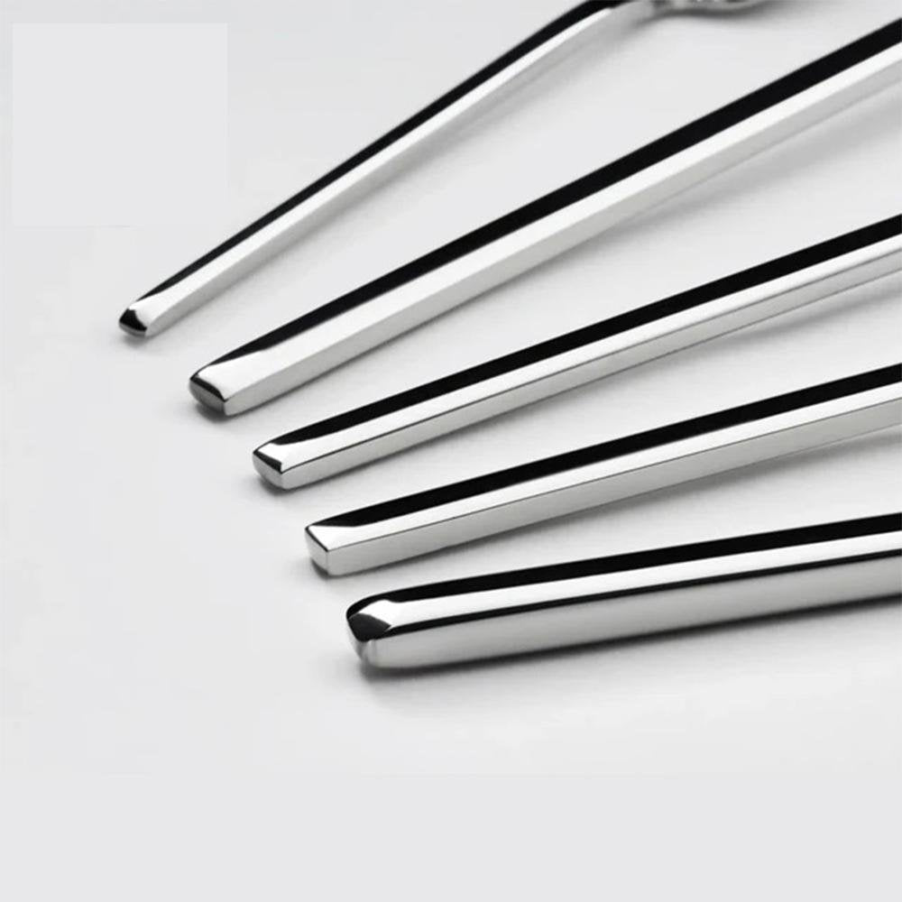 Karaca Look 84-Piece 12-Person Silver Cutlery Set top view