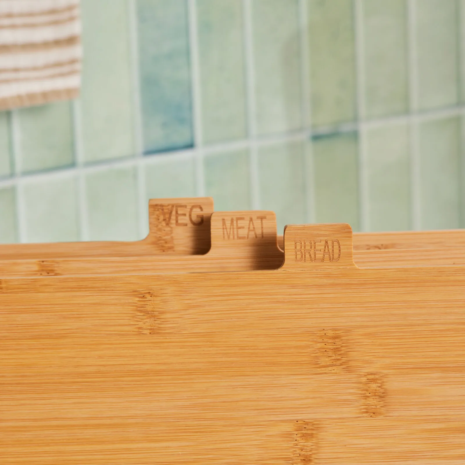 Karaca Arel 4-Piece Bamboo Cutting Board Set with Storage Holder Eco-Friendly
