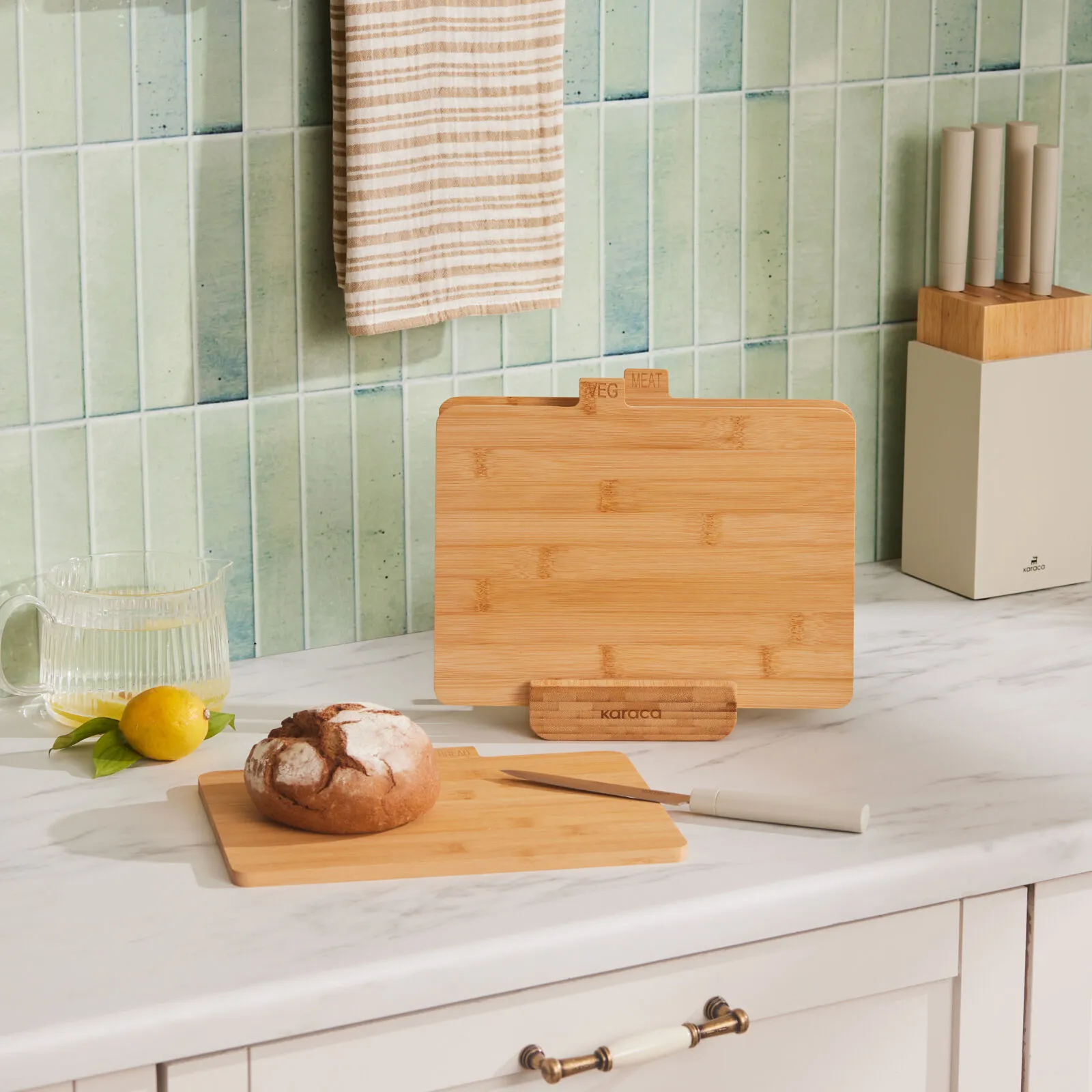 Karaca Arel 4-Piece Bamboo Cutting Board Set with Storage Holder Eco-Friendly