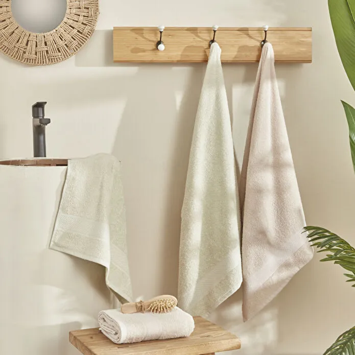 Karaca Sarah Anderson Alven 4-Piece Bath Set - Mint/Beige, 160.22.08.0059