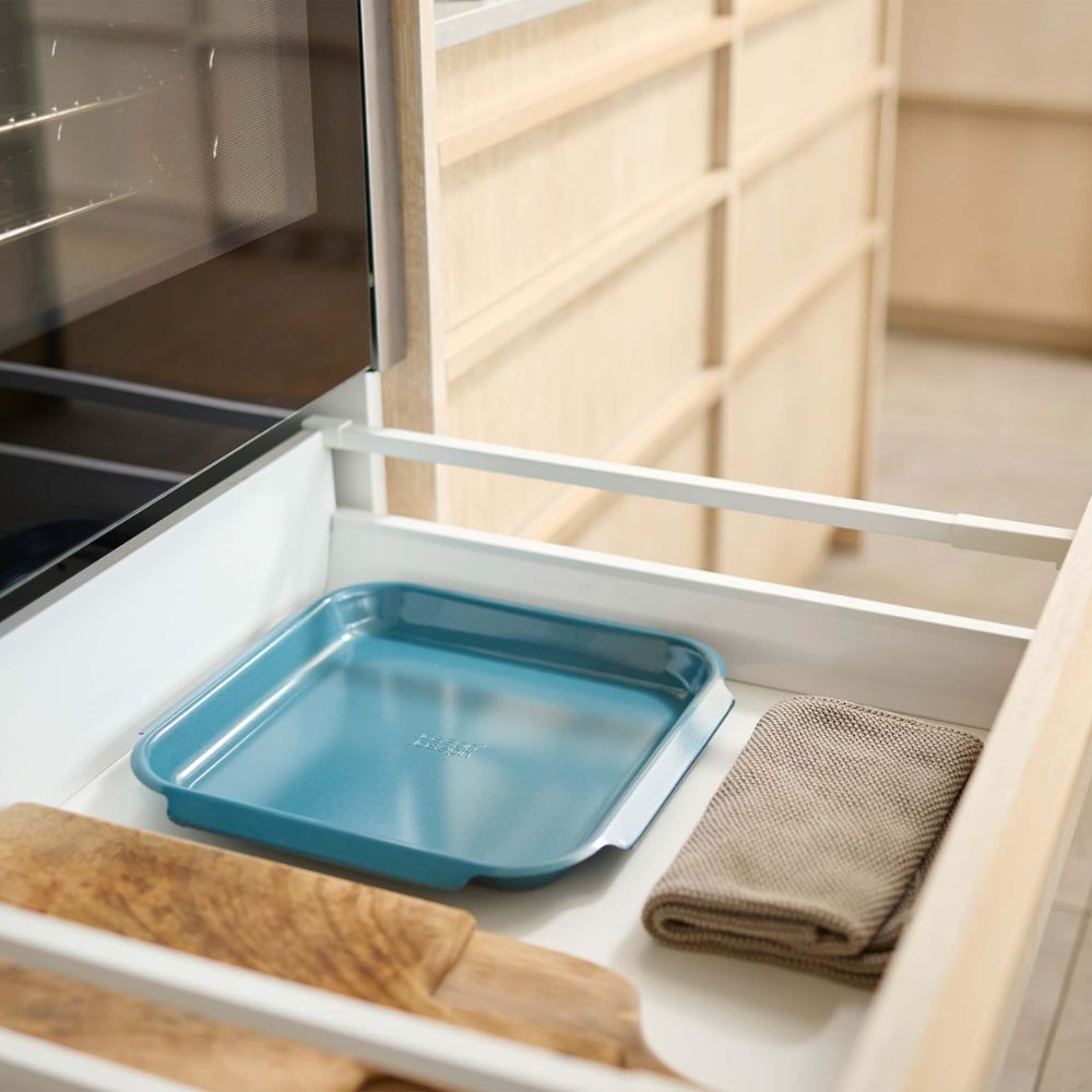 Joseph Joseph Nest Bake medium baking tray blue – view 2