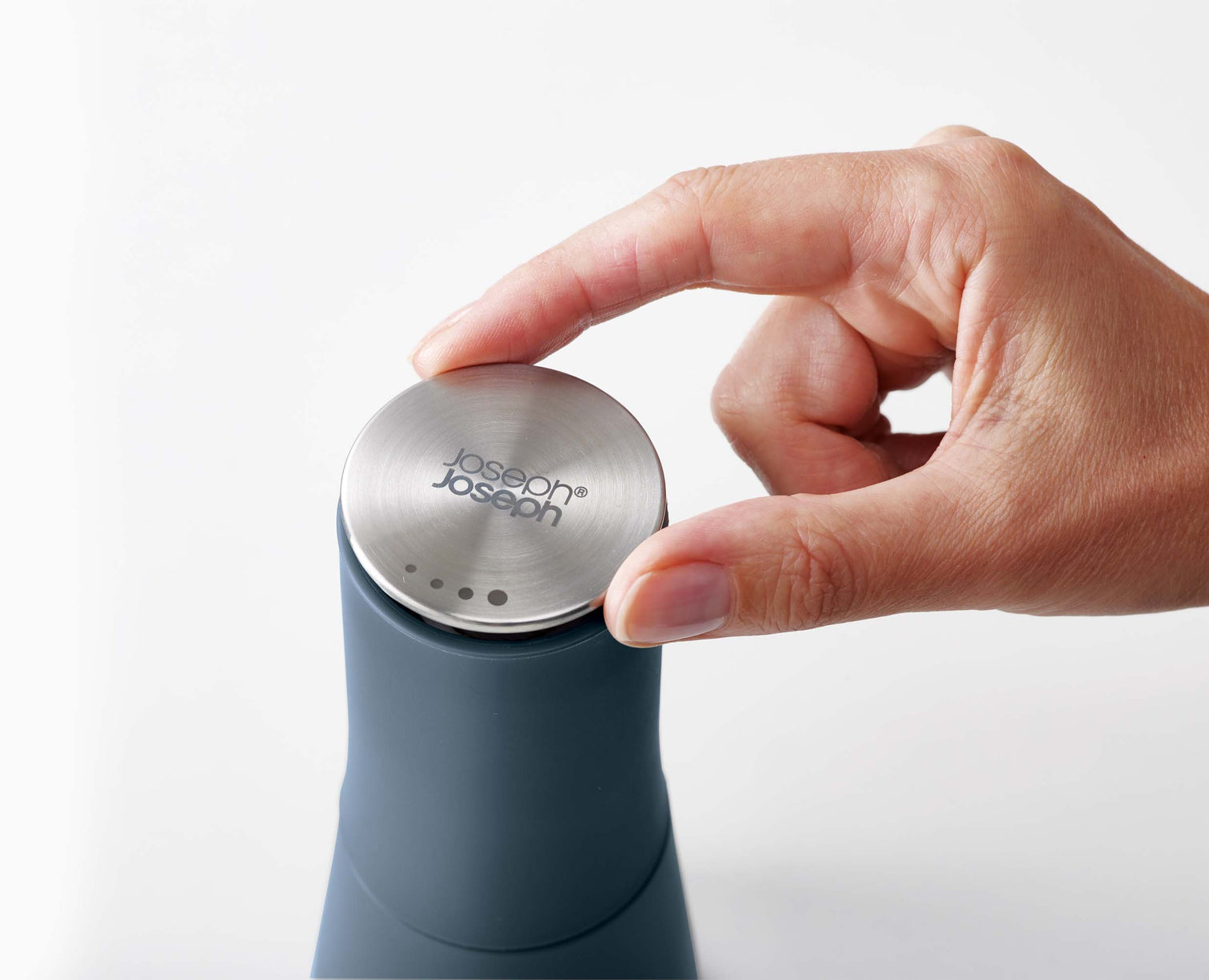 Joseph Joseph Milltop Non-Spill Salt and Pepper Mill Set