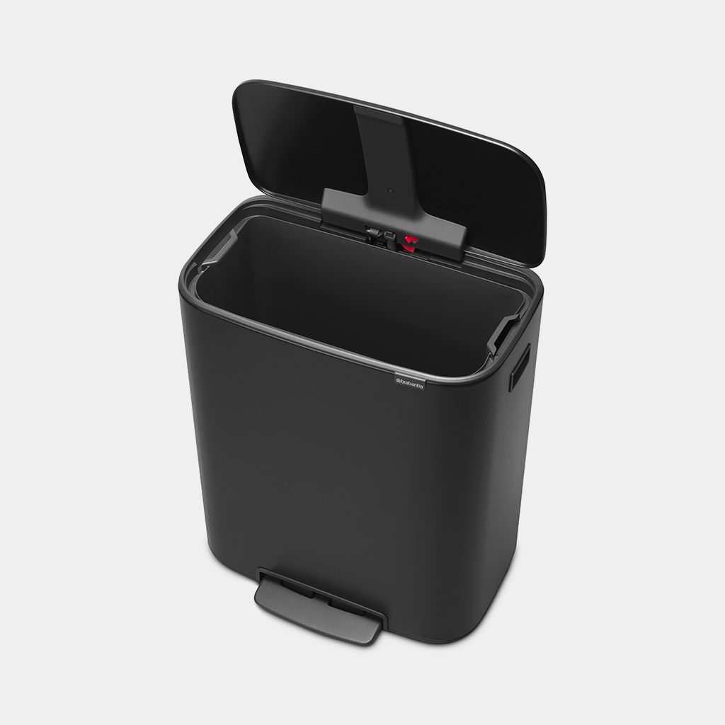 Brabantia Bo Pedal Bin 60L – Matt Black
