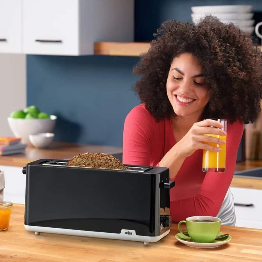 Braun Breakfast Series 1 HT1110 long-slot toaster black view 4