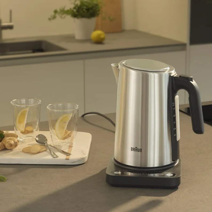 Braun Identity WK5205 tea kettle with keep warm