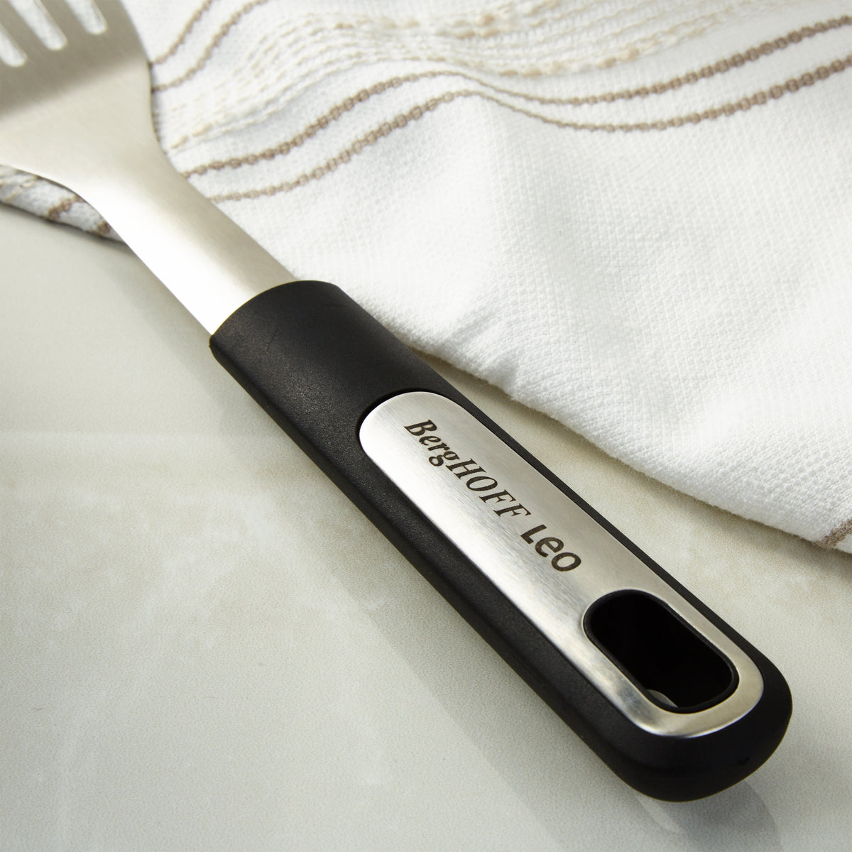 BergHOFF Leo Graphite slotted fish turner – view 4