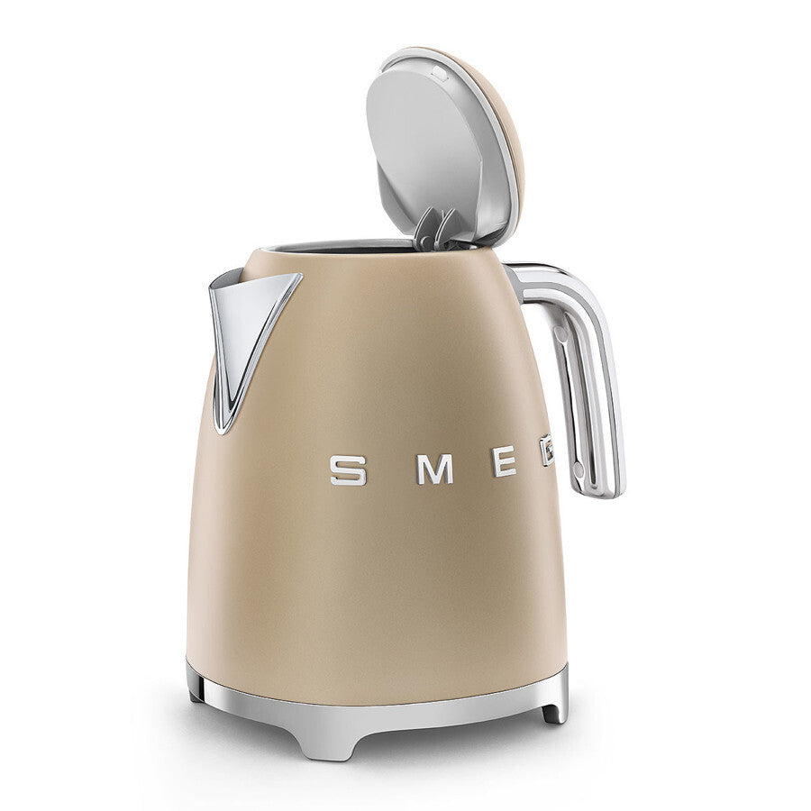Smeg 50s Retro Style Electric Kettle 1.7L 2400W Matte Champagne KLF03CHMEU