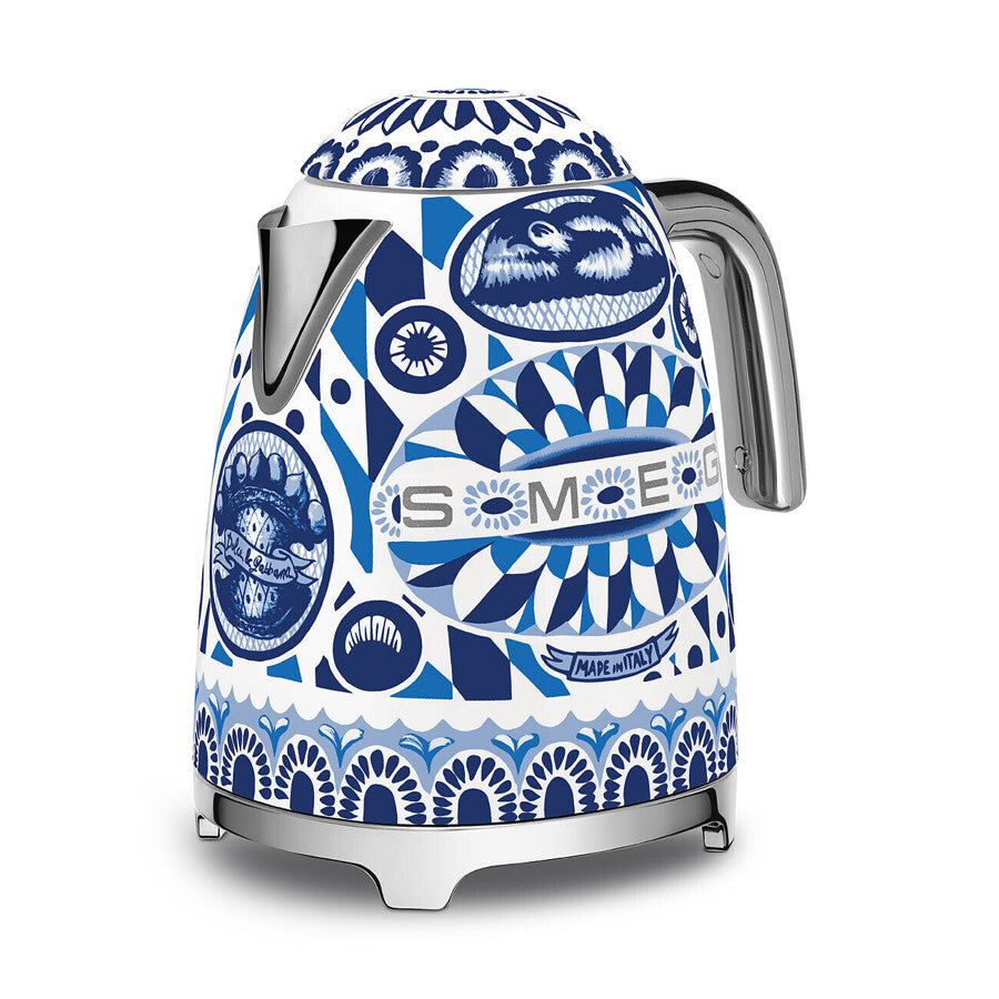 Smeg Dolce & Gabbana Kettle Blu Mediterraneo 1.7L Retro 2400W KLF03DGBEU New