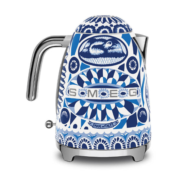 Smeg Dolce & Gabbana Kettle Blu Mediterraneo 1.7L Retro 2400W KLF03DGBEU New