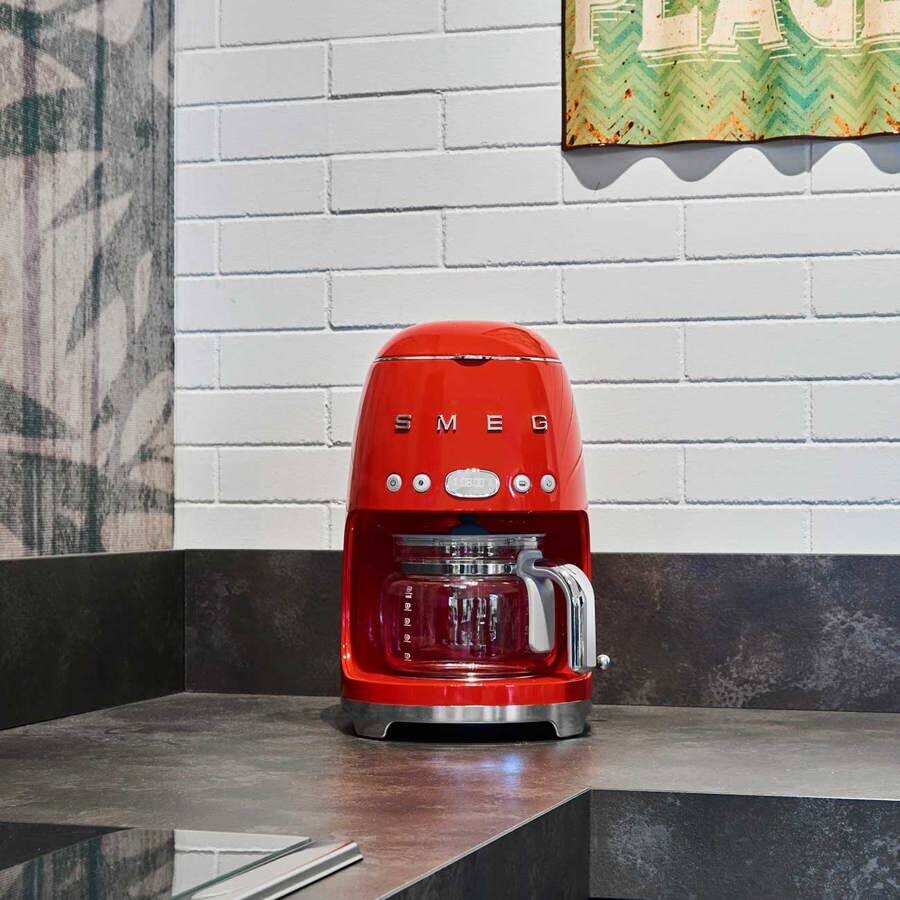 Smeg 50s Style Drip Coffee Machine Red 10 Cup DCF02
