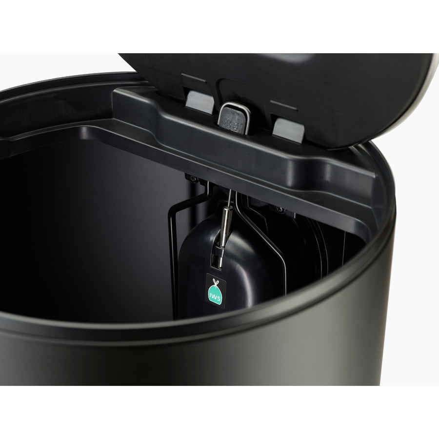 Joseph Joseph Arcâ„ 30L Easy-Push Pedal Bin Matt Black