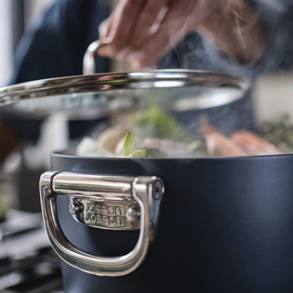 Joseph Joseph Space 25cm Non-Stick Stock Pot with Folding Handles