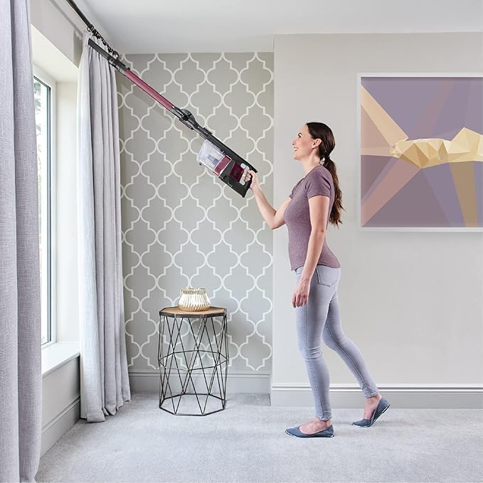 Shark Anti Hair Wrap Cordless Stick Vacuum Cleaner with Flexology