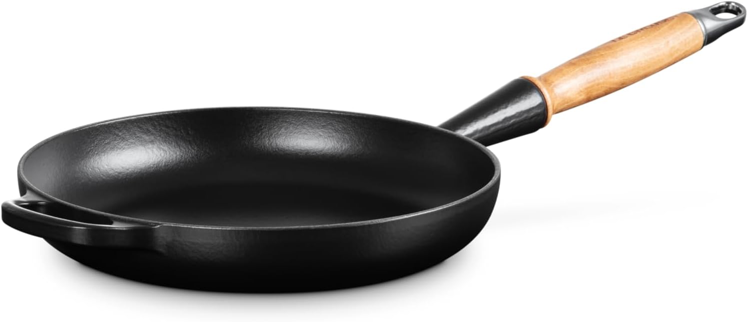 Le Creuset Signature Cast Iron Frying Pan With Wooden Black 26Cm