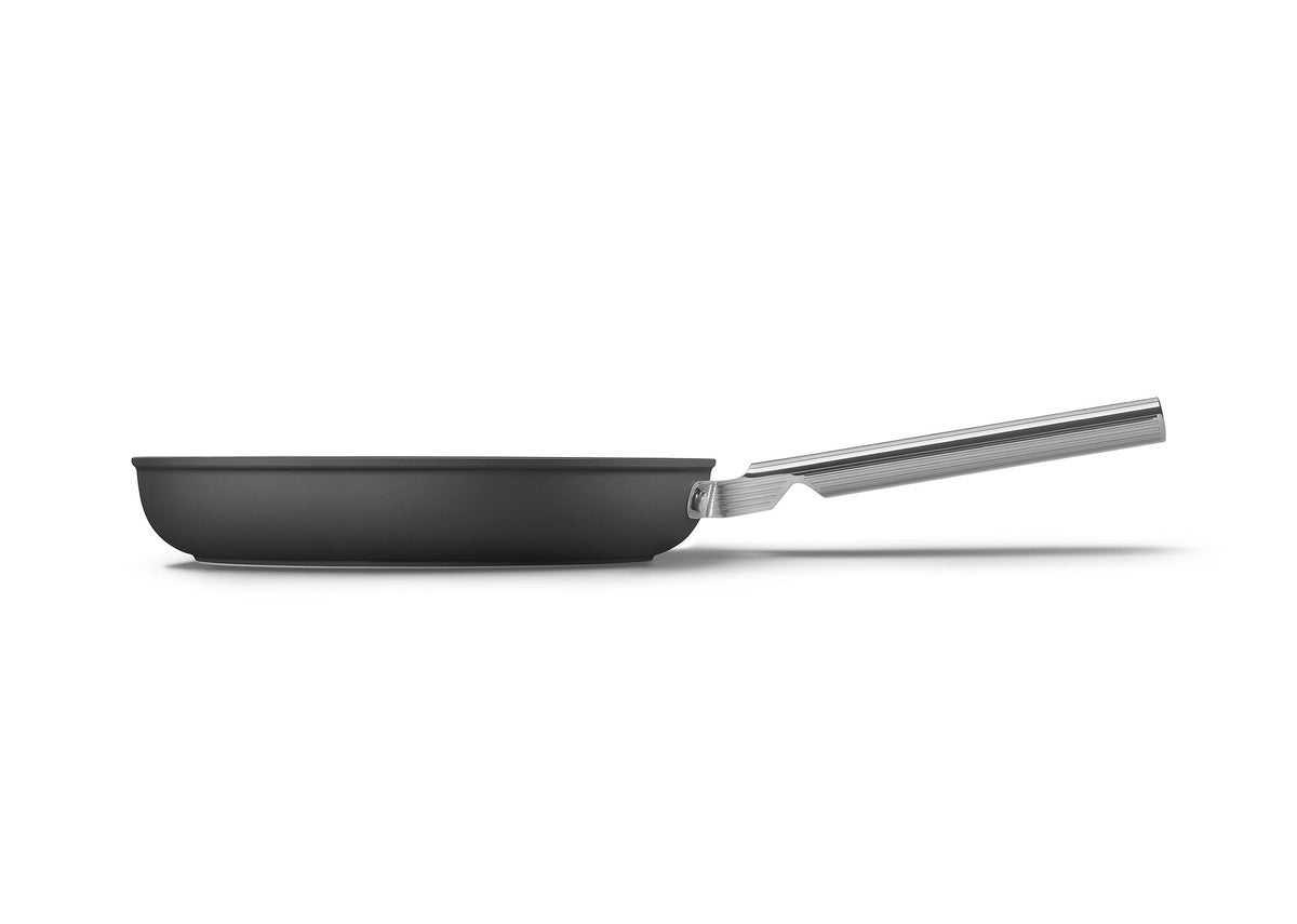 Smeg FPF2802BLM Italian made frying pan