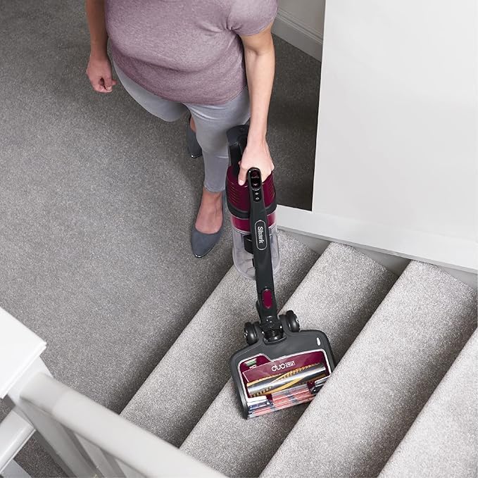 Shark Anti Hair Wrap Cordless Stick Vacuum Cleaner with Flexology