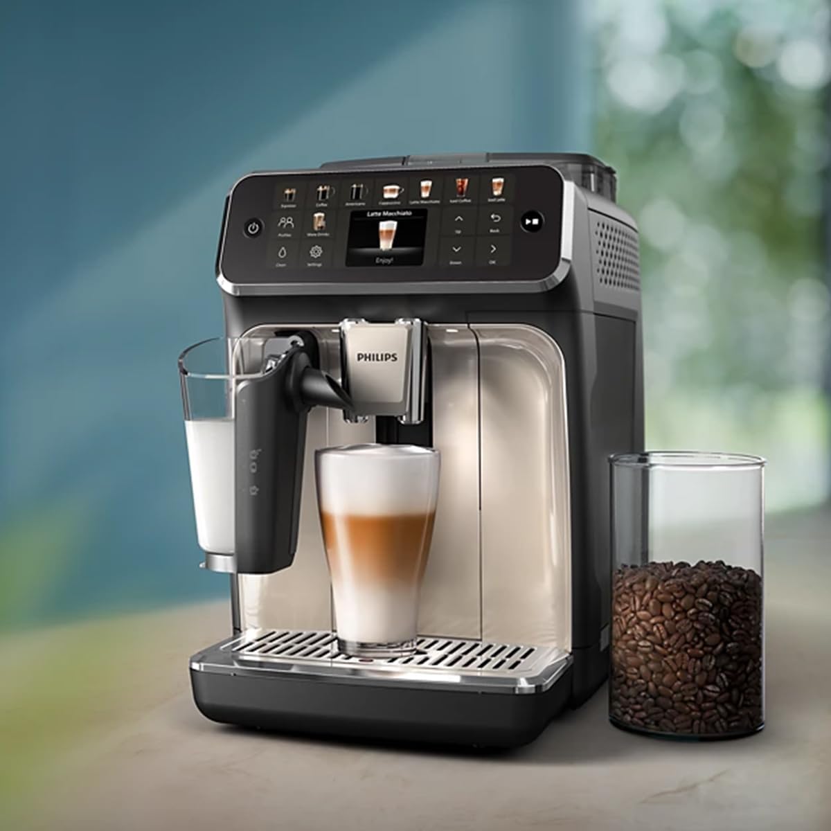 Philips Versuni LatteGo 5500 Series Fully Automatic Espresso Machine – Black Chrome