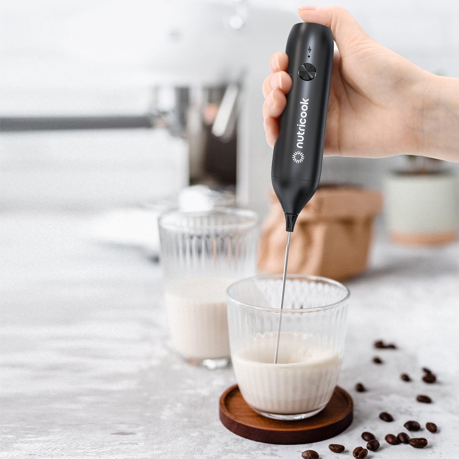 Nutricook Milk Frother NC-MF100ME USB C Rechargeable 304 Stainless Whisk Bin