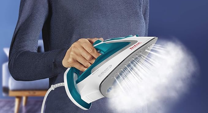 Tefal EasyGliss Plus Iron 2400W