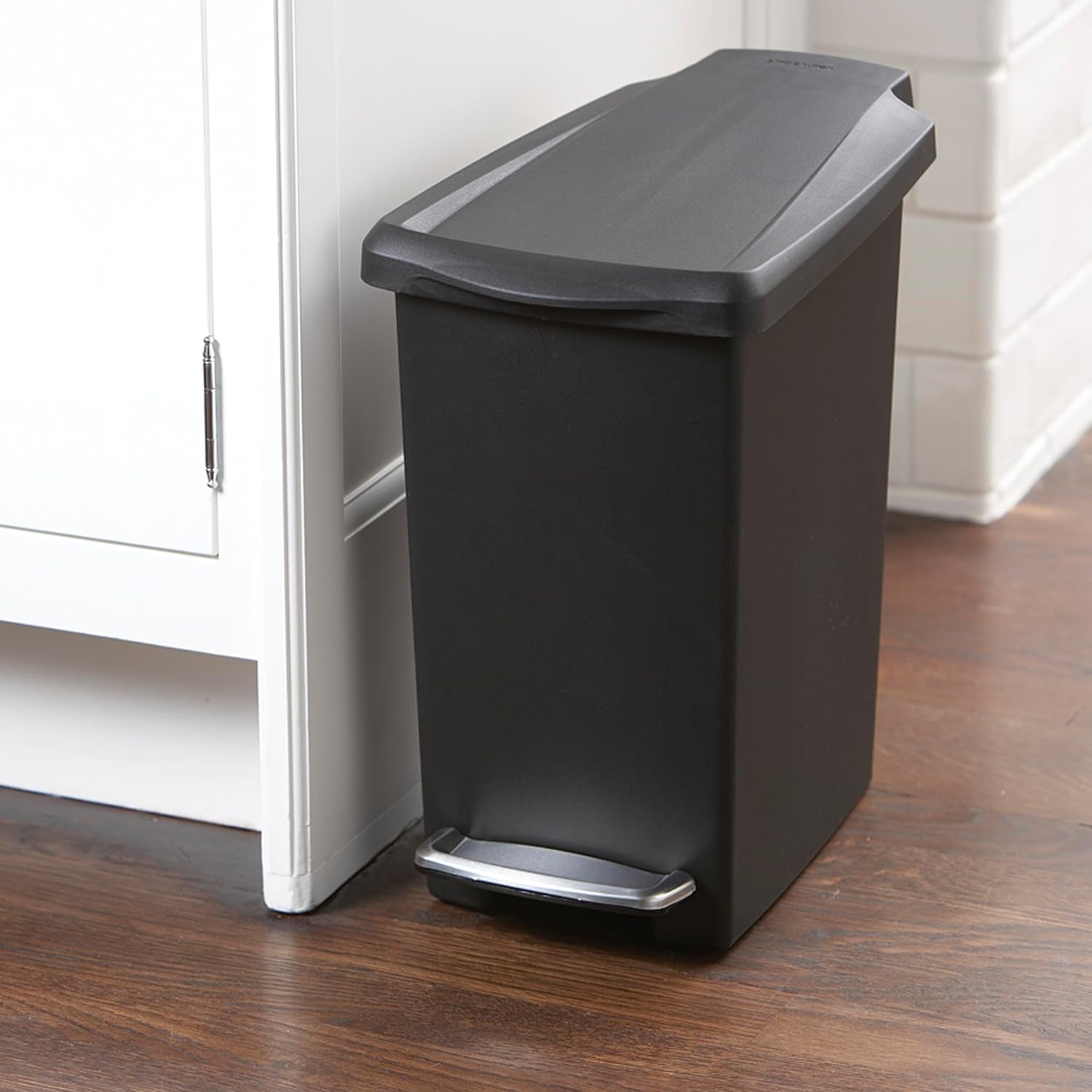simplehuman 10L / 2.6 Gallon Compact Slim Step Trash Can – Black Plastic