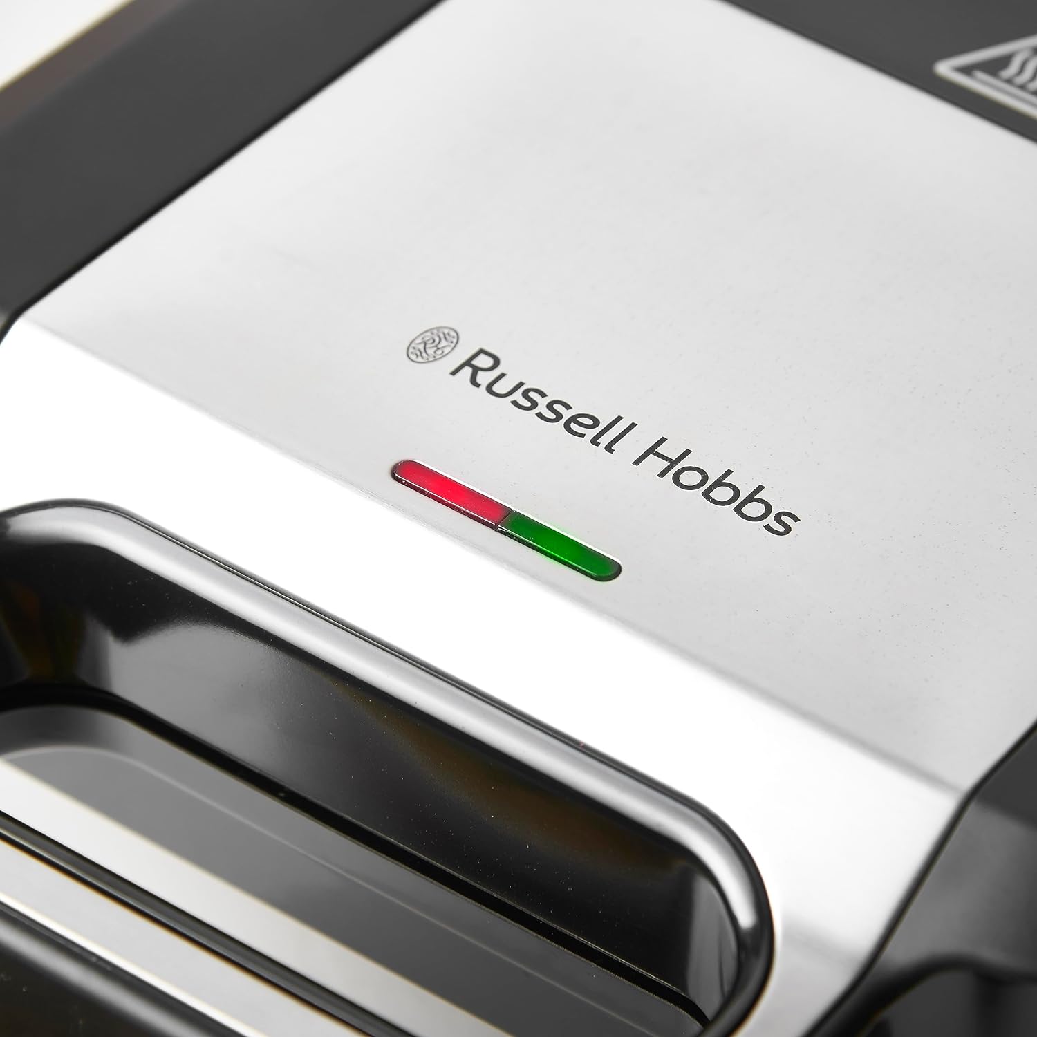 Russell Hobbs Multifunctional 3-In-1 Sandwich Maker, Waffle Iron, Contact Grill