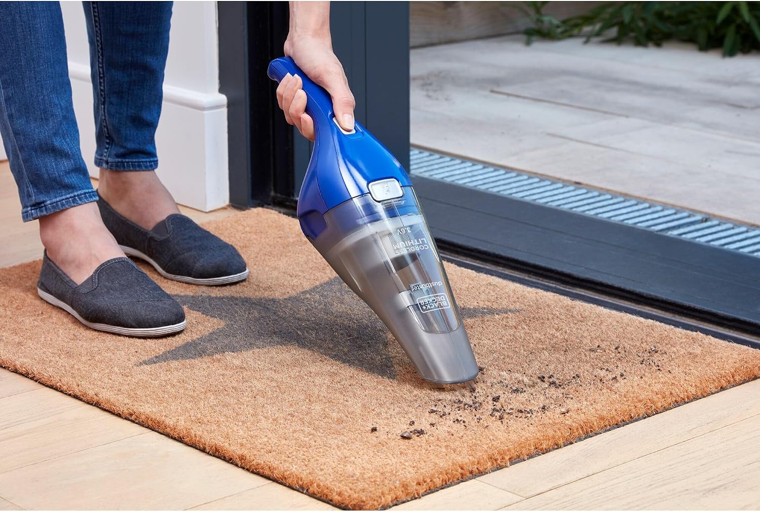 Black & Decker 3.6V Lithium Cordless Handheld Vacuum Cleaner NVC115WA