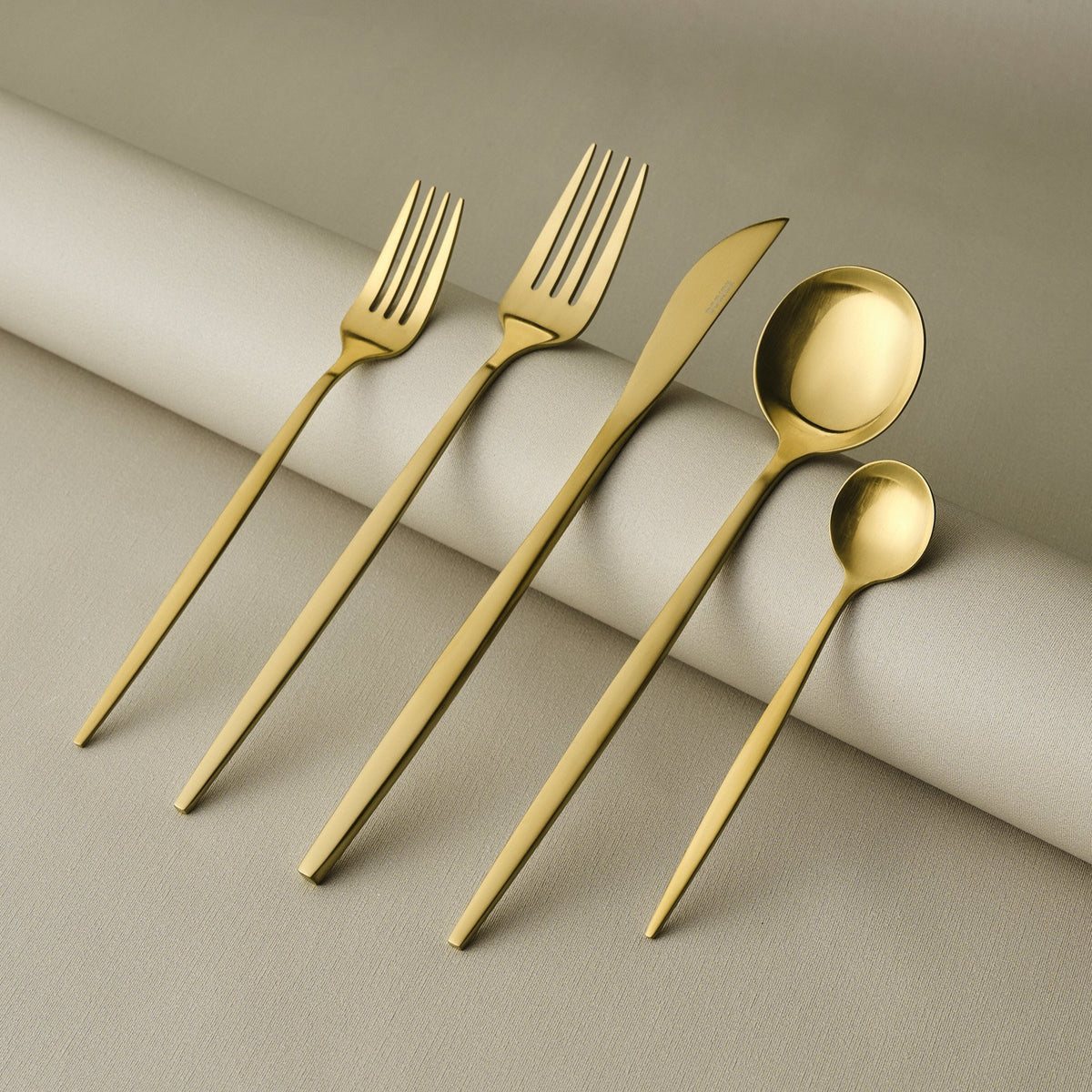 Karaca Orion Matte Gold 60-Piece Cutlery Set