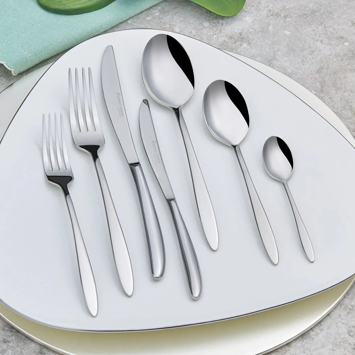 Karaca Elegance Athena Platinum 84-Piece Cutlery Set