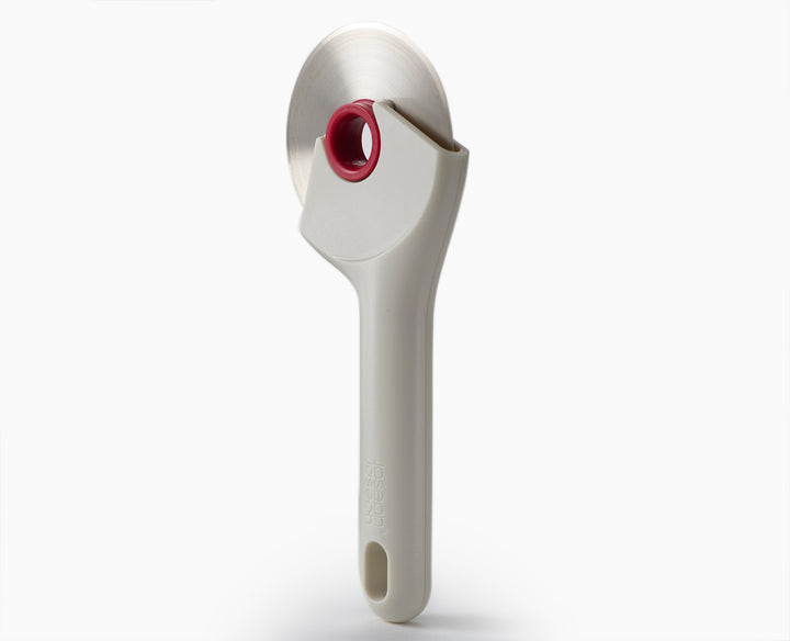 Joseph Joseph Ringoâ„ Easy-Clean Pizza Cutter Red